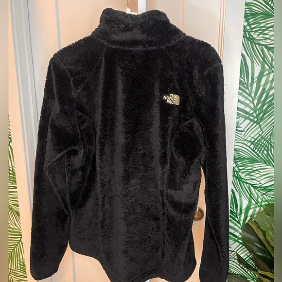 The North Face Osito Jacket in Black with Gold Logo, Preowned, Size small - Picture 3 of 9